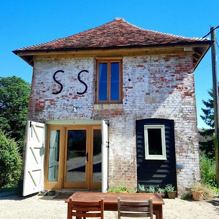 The Dovecote - Unique Self-Contained 1Bed Renovated Barn Villa Saffron Walden Kültér fotó